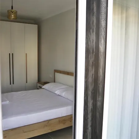 Apartment Sol Golem *